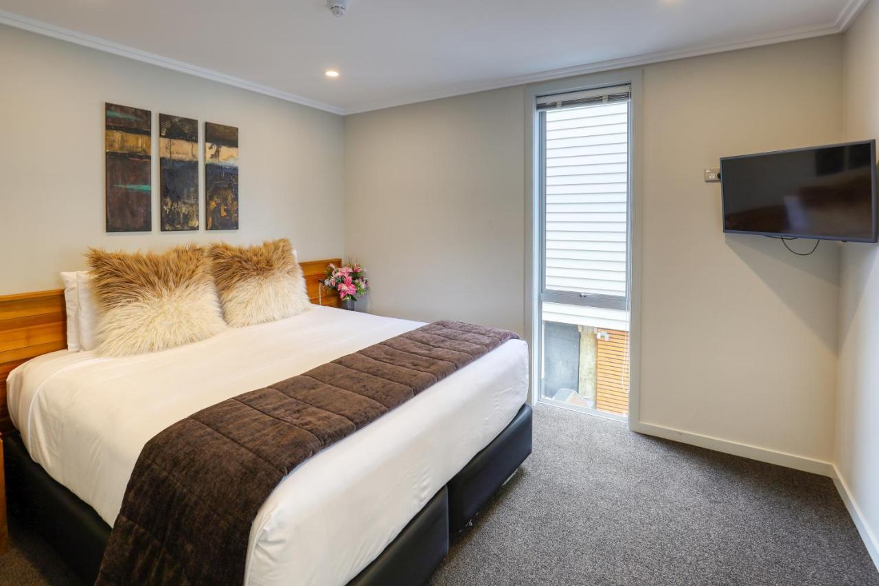 Marsden Lake Resort Central Otago Cromwell Extérieur photo A typical bedroom at the hotel