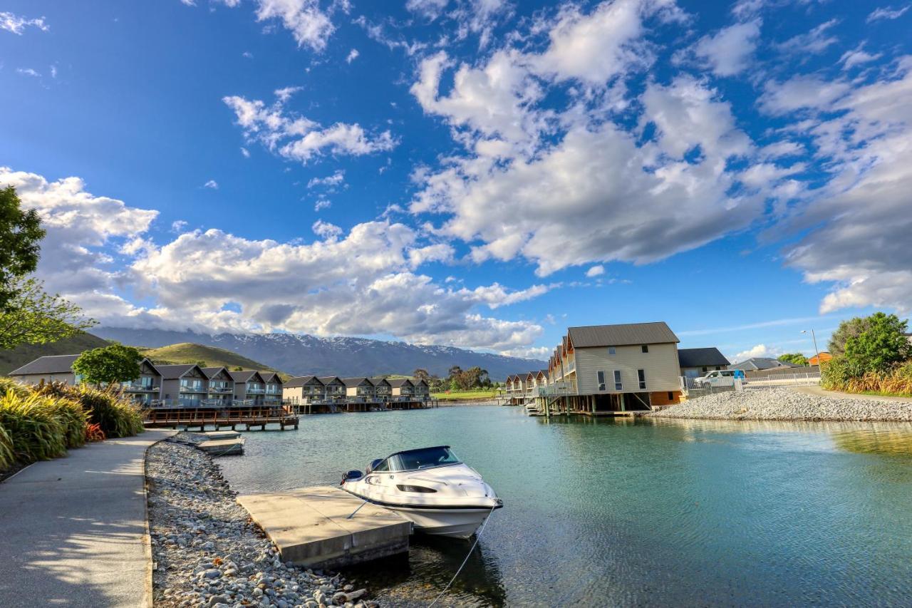 Marsden Lake Resort Central Otago Cromwell Extérieur photo The Jack's Point marina